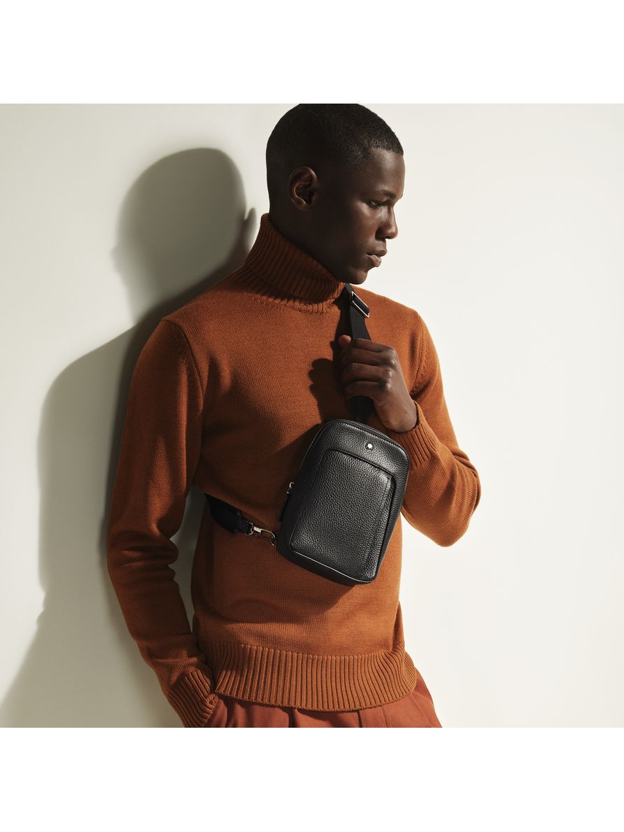 Bolsa Companion on Body
